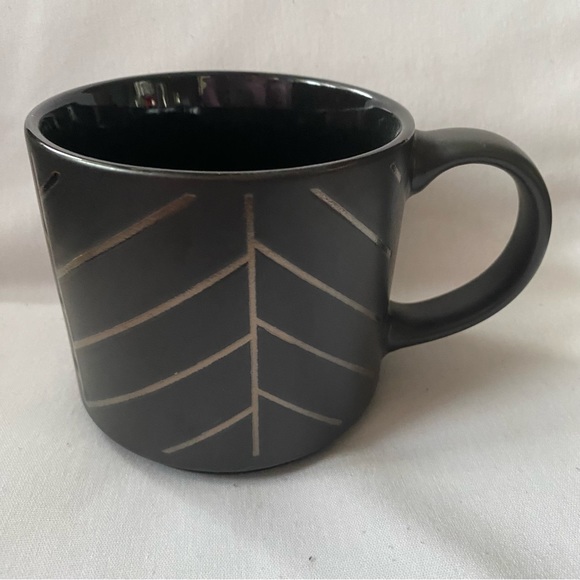 Potter’s Corner Mug Black And Gold NWOT - Picture 1 of 5